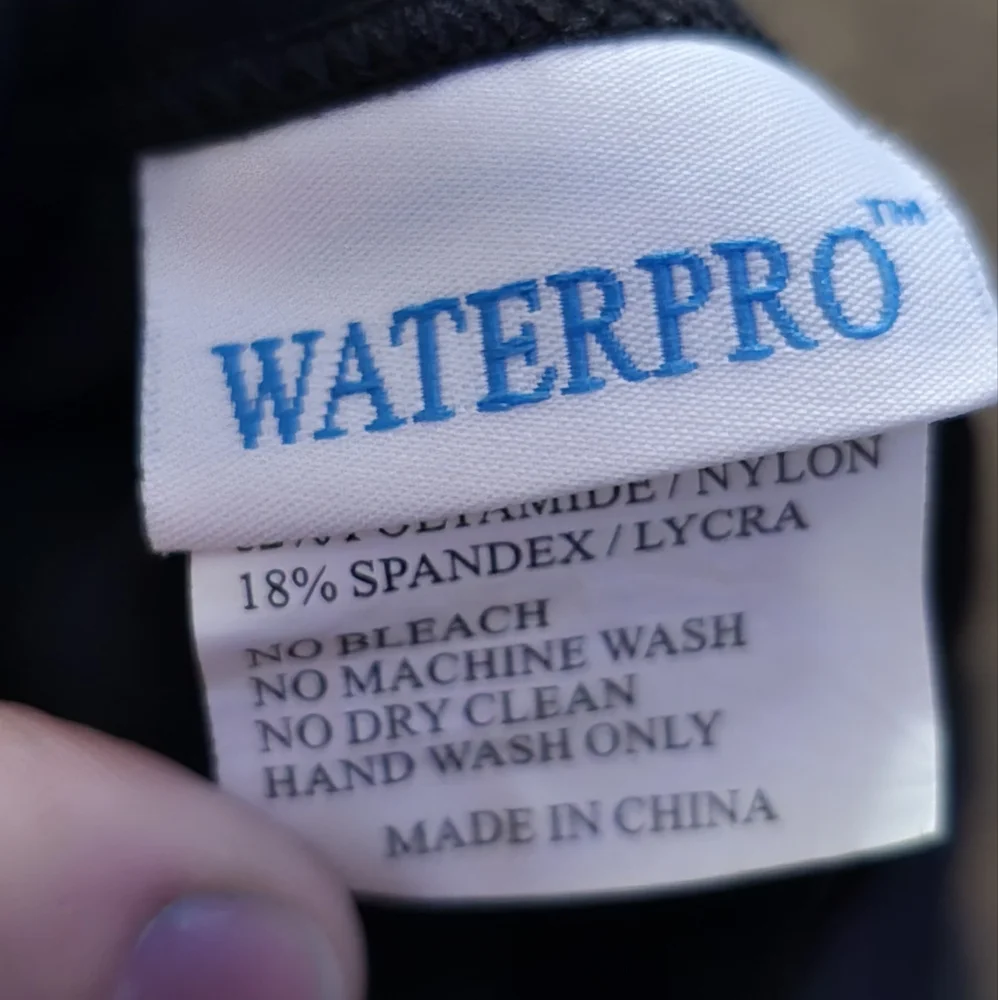 Waterpro Supersonic One Piece Swimsuit size 28 - Picture 3 of 7